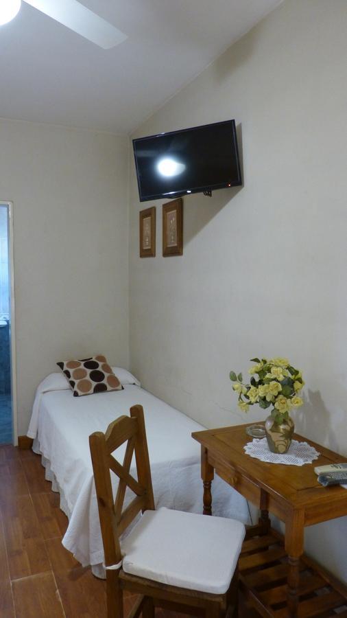 Hotel El Descanso Хунин Экстерьер фото
