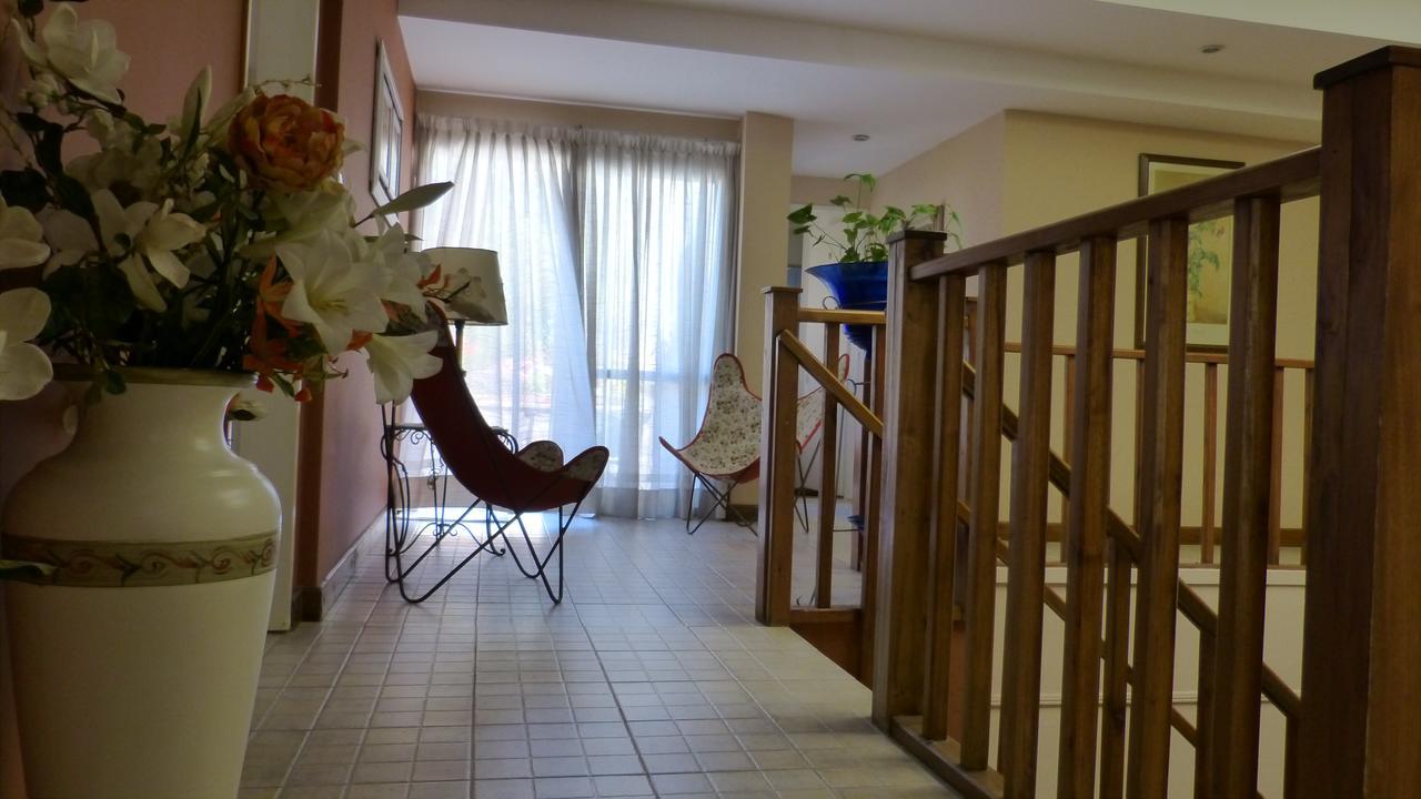 Hotel El Descanso Хунин Экстерьер фото